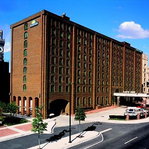 Days Inn By Wyndham Baltimore Inner Harbor